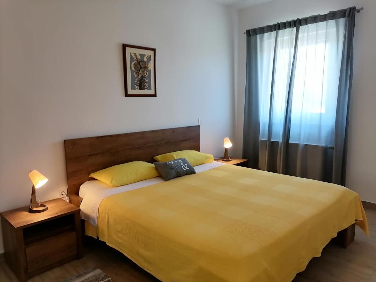 Holiday Apartment Dunja Pula Extérieur photo