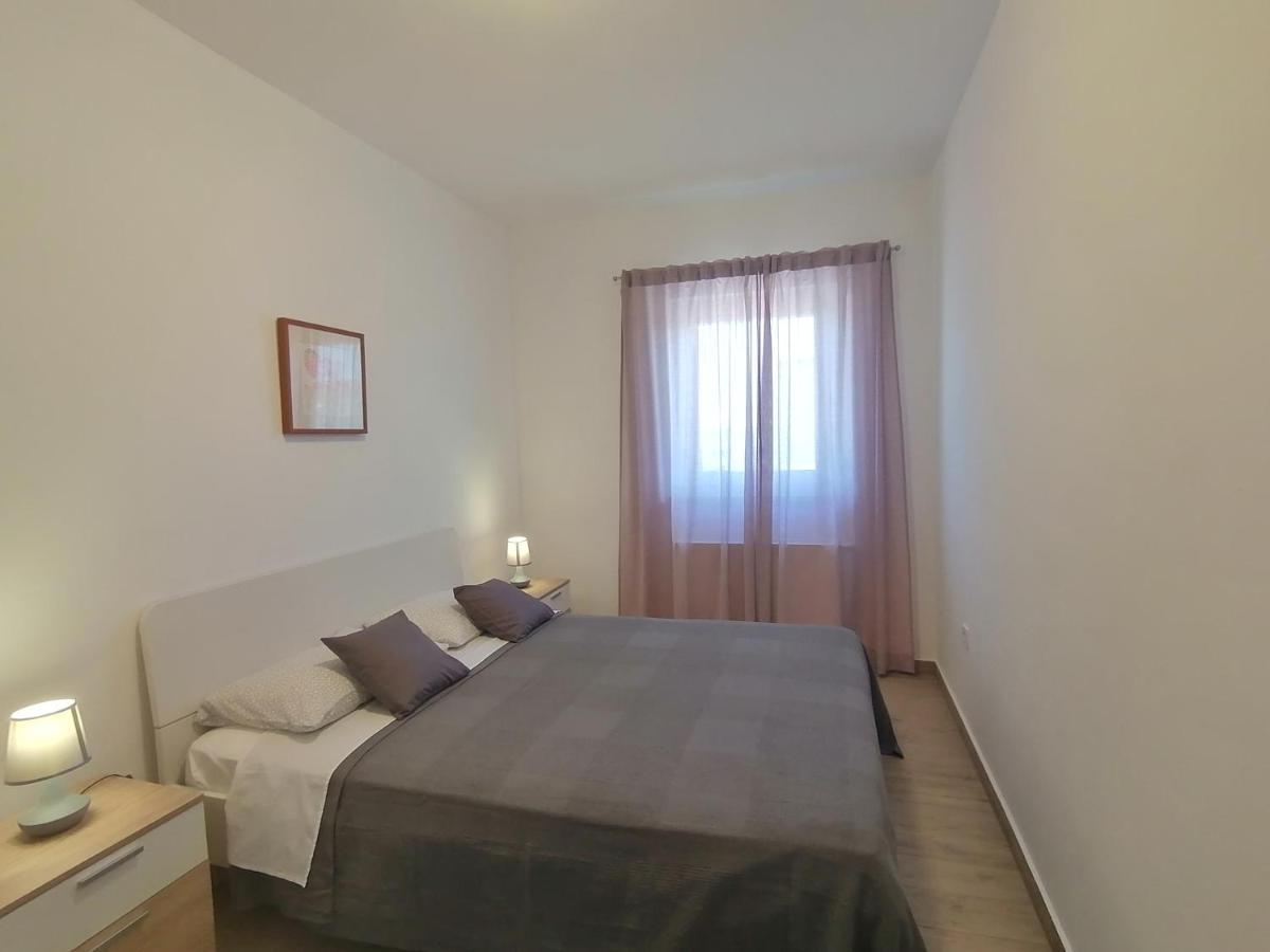 Holiday Apartment Dunja Pula Extérieur photo