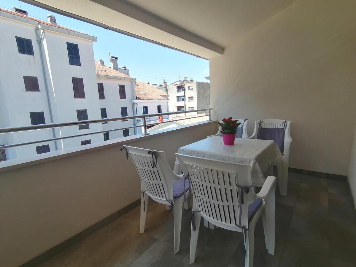 Holiday Apartment Dunja Pula Extérieur photo